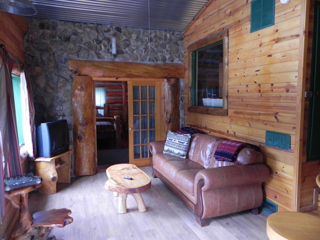 Apache Village Cabins Руидозо Номер фото