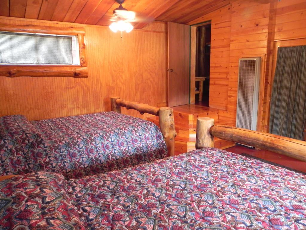 Apache Village Cabins Руидозо Номер фото