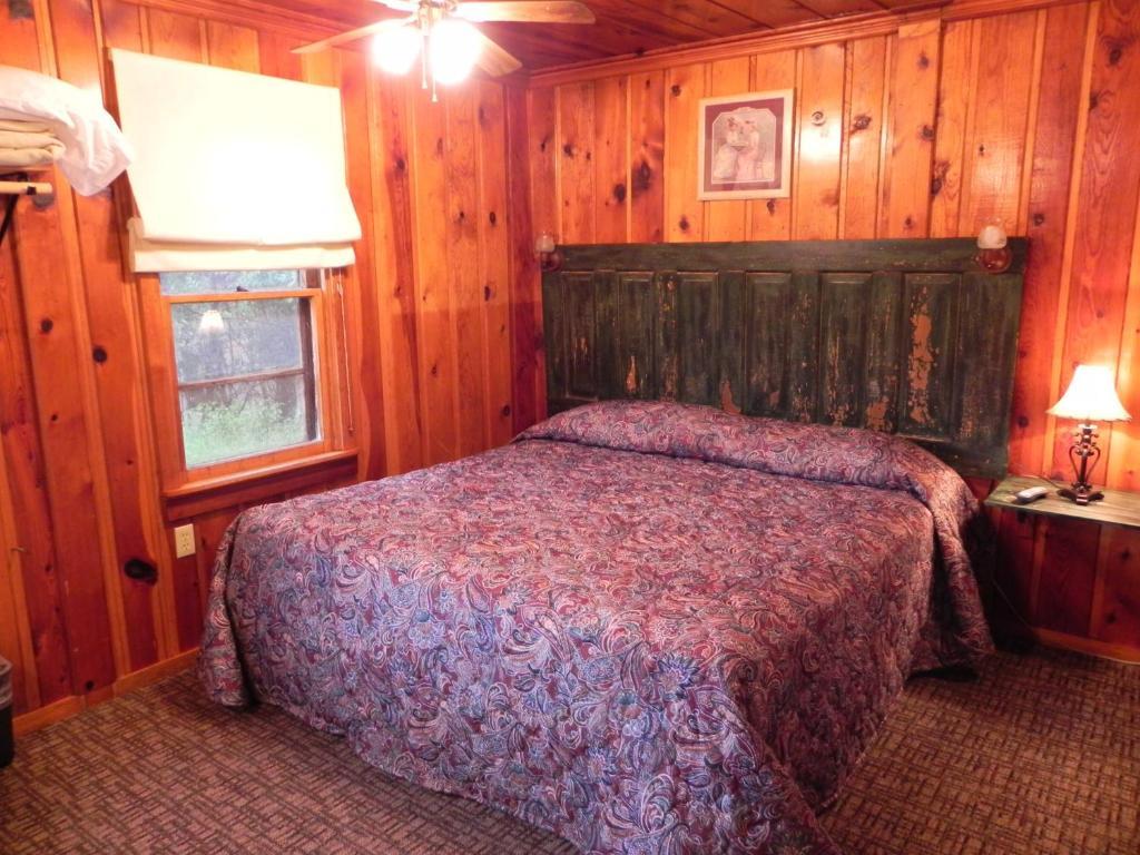 Apache Village Cabins Руидозо Номер фото