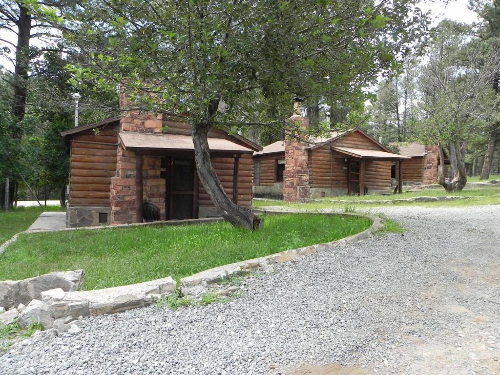 Apache Village Cabins Руидозо Экстерьер фото