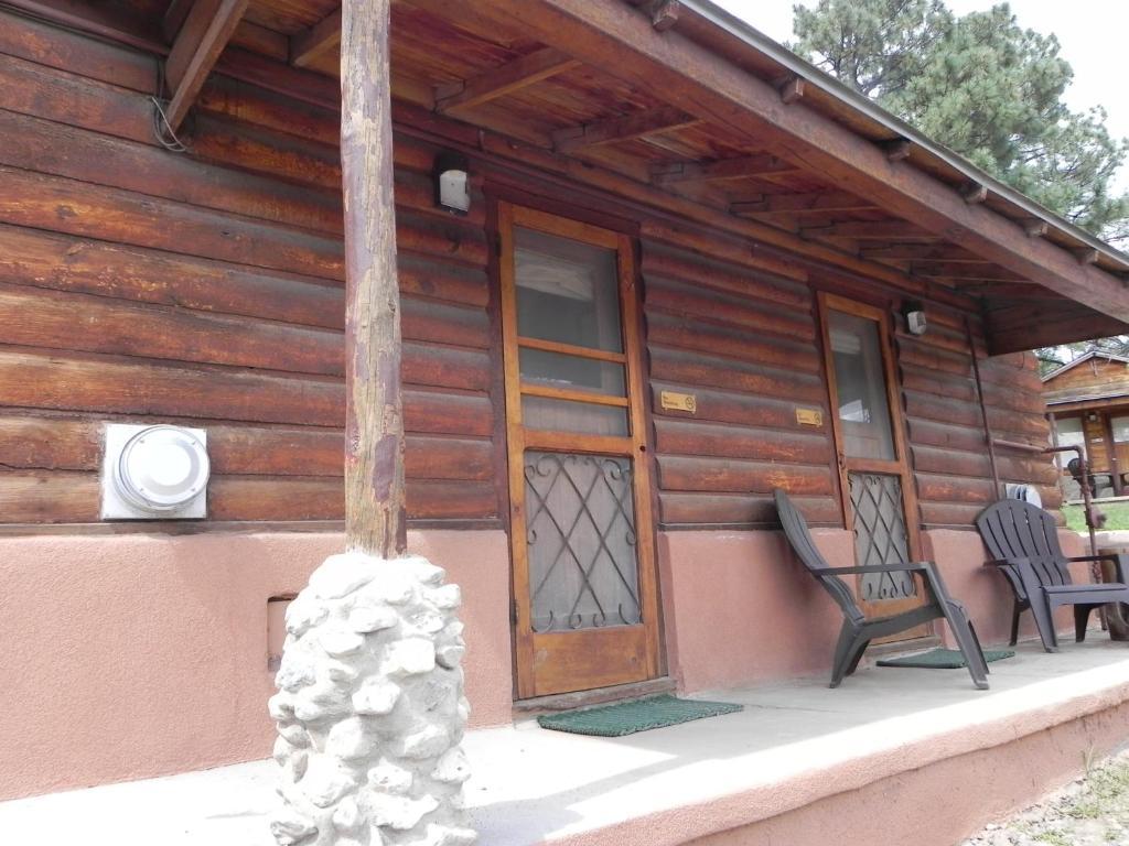 Apache Village Cabins Руидозо Экстерьер фото