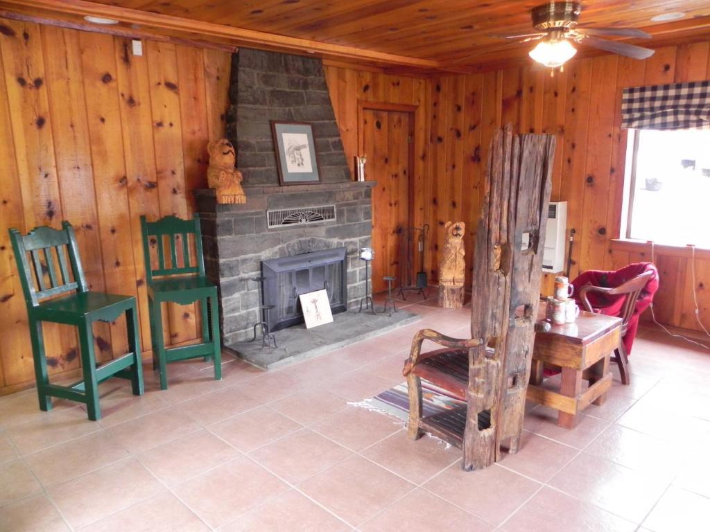 Apache Village Cabins Руидозо Экстерьер фото