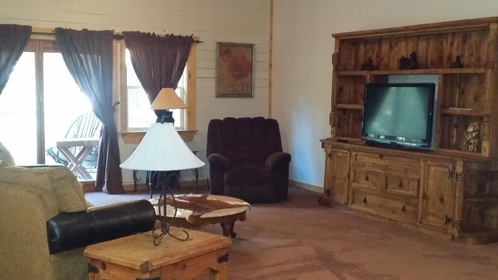 Apache Village Cabins Руидозо Экстерьер фото